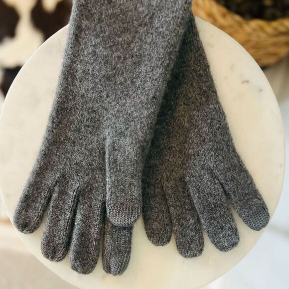 SOFIA CASHMERE Screen Compatible Tech Knit Cashmere Gloves, Gray, LUXURIOUS, NWT - Picture 6 of 10